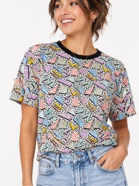 Oh snap! 🫰 “Fresh Prince” 90’s Geo Print T-Shirt - Multicolor
